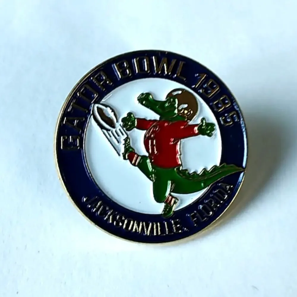 1985 Gator Bowl Pin Florida State, Oklahoma State College Football NCAA